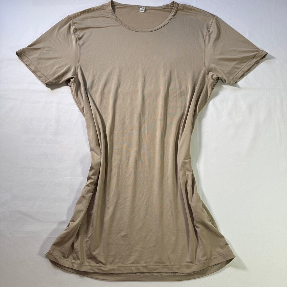 UNIQLO AIRism Beige Short Sleeve Stretch Tee Shirt Size Small